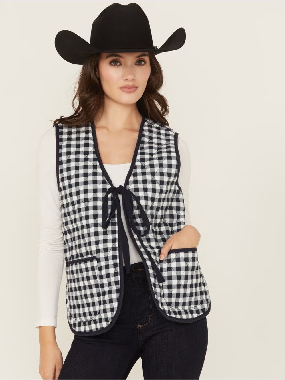 Free people size M Claudine Quilted vest in gingham ties in front navy blue
